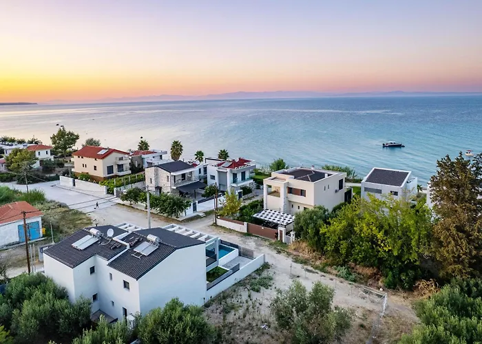 Luka Villa